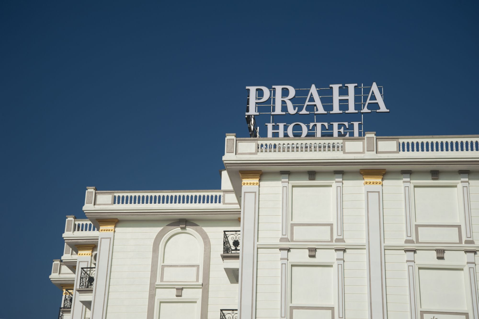Praha Hotel Sapa Kültér fotó
